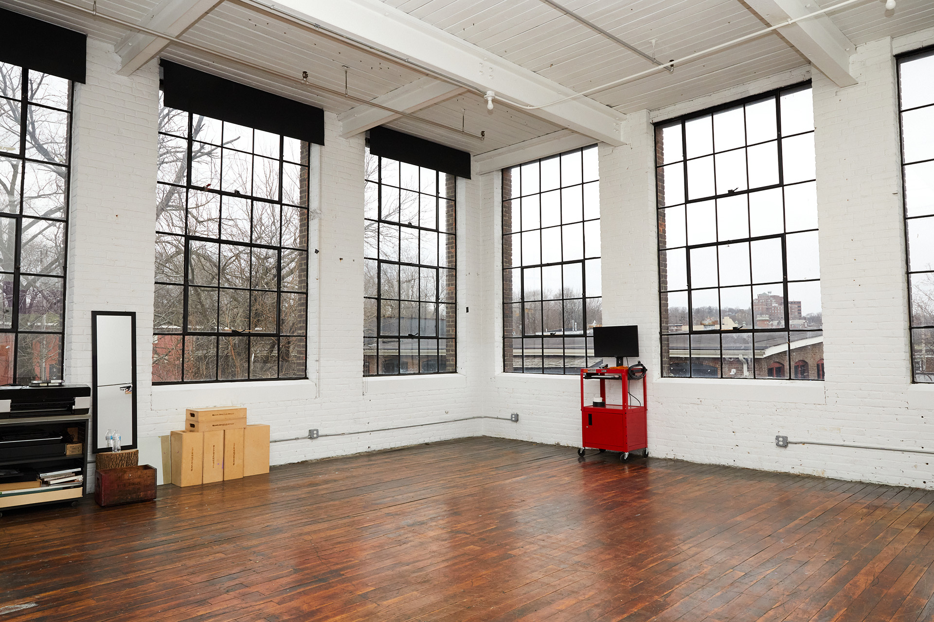 RGS_StudioInterior_01