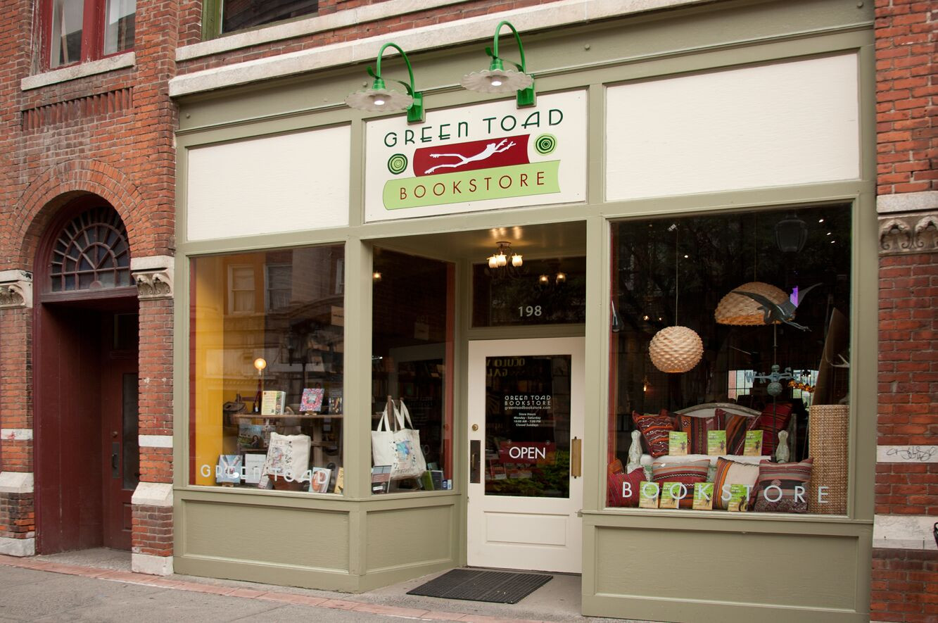 greentoadbookstoreanglephoto