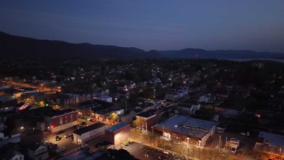 Beacon downriver orbit at night