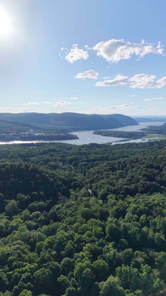 Descending looking upriver towards West Point from Garrison