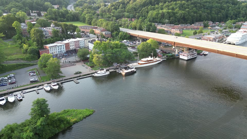 Descending over the Rondout