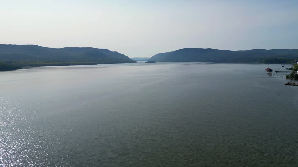 Flying and rising from Newburgh towards Bannermans Castle