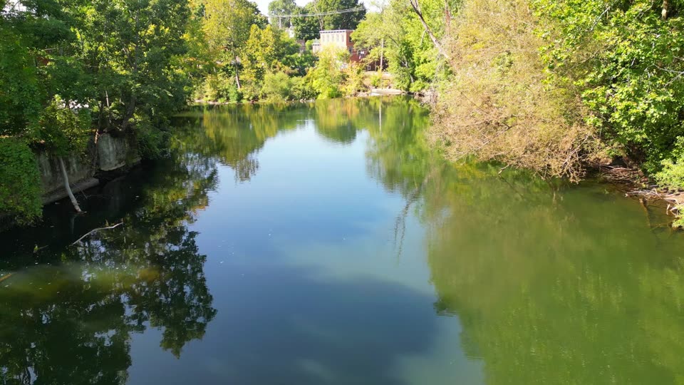 Flying down the river towards the Roundhouse