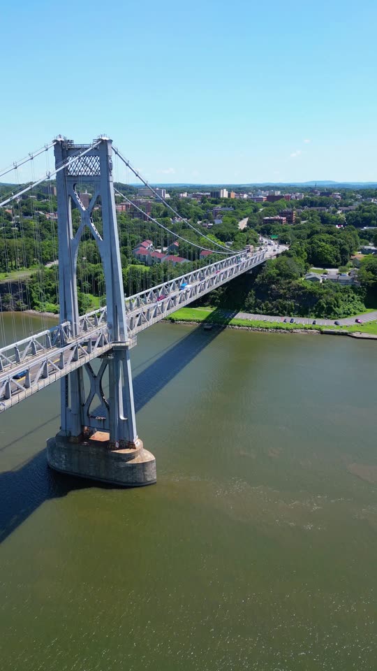 Flying towards downtown Poughkeepsie from the Mid-Hudson Bridge (vert)