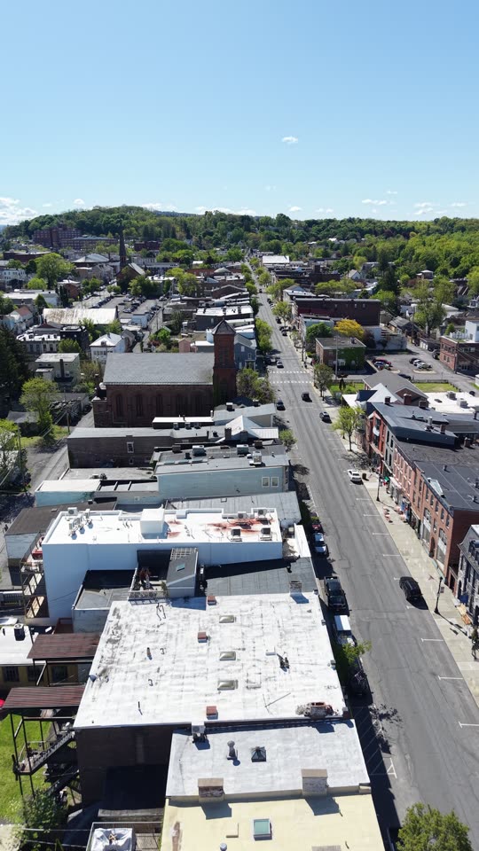Flying up Warren Street in Hudson