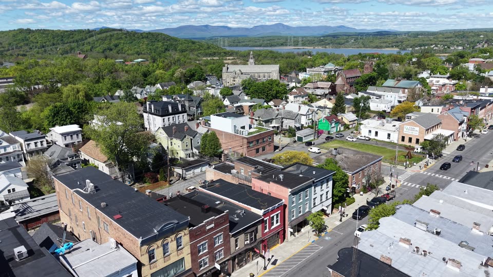 Flying up Warren Street looking downriver in Hudson