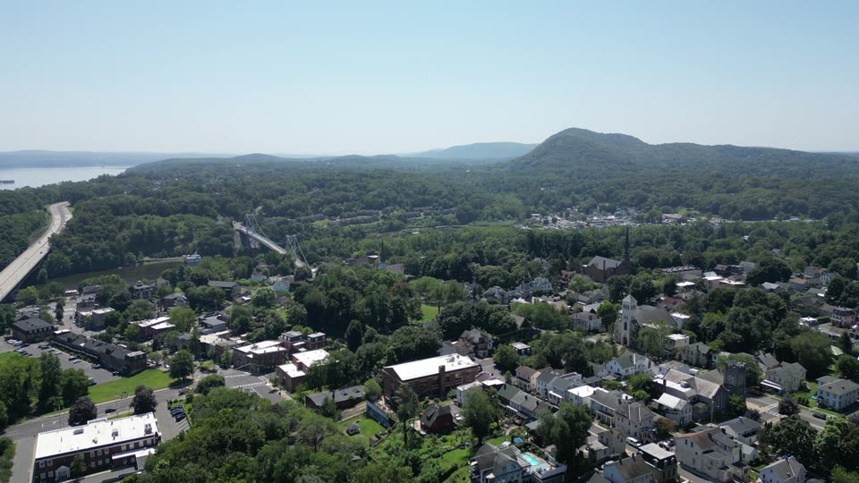 High above the Rondout
