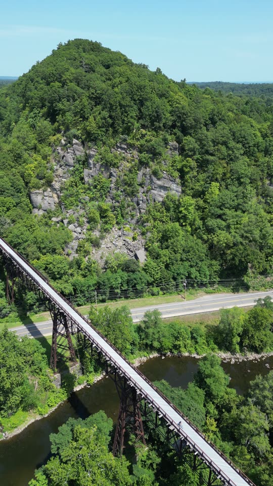 Orbiting the Rosendale trestle (vert)