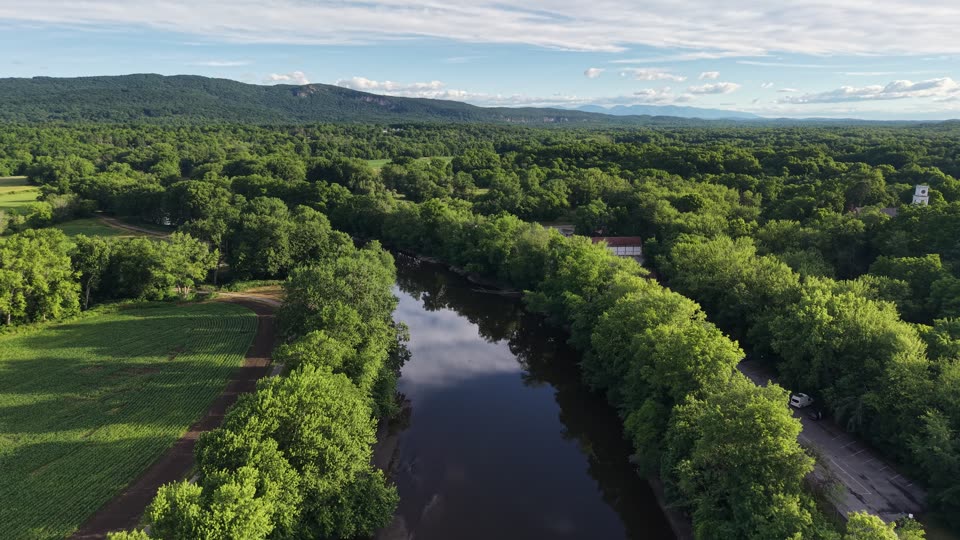 Pulling back over the Wallkill River