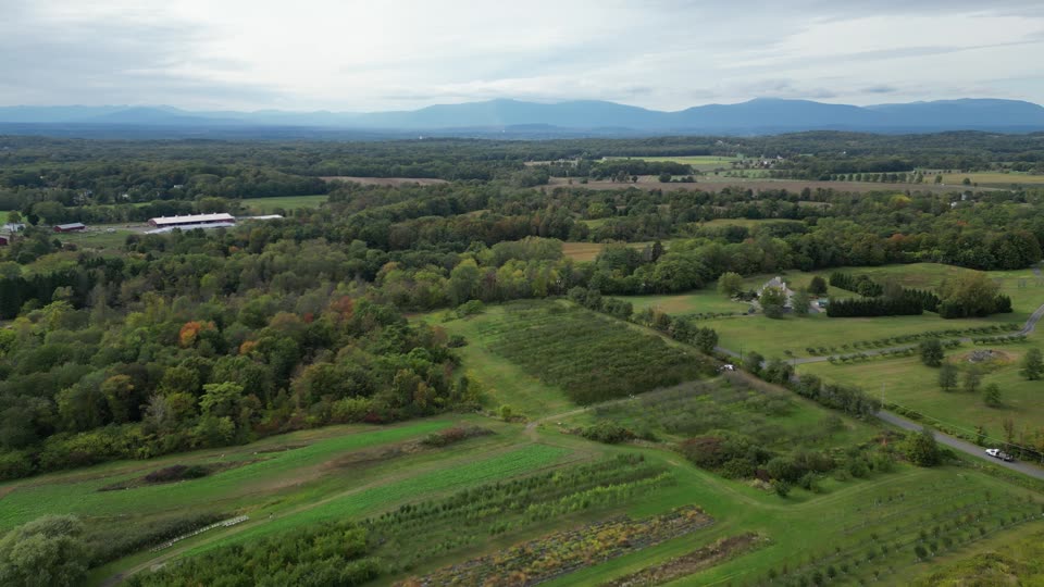 Rose Hill Farm cloudy day fly towards Catskills