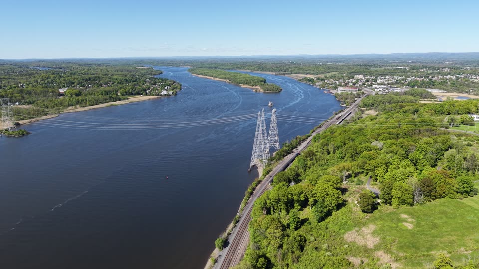 Train going north near Hudson