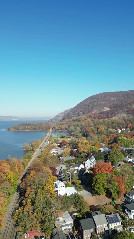 Turn and descend looking upriver in downtown Cold Spring