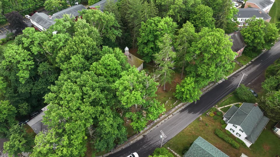 Zoomed orbit of Walloon Church on Huguenot Street in New Paltz